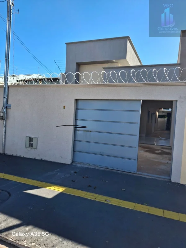 CASA COM 3 QUARTOS SUITE NOVA NO SETOR VILA MARIA 7 MINUTOS DO TERMINAL DA VILA ...