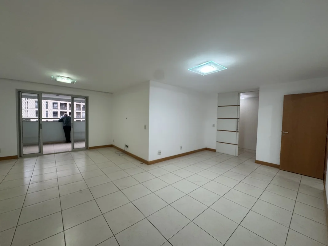 Excelente apartamento no residencial VIA MAJESTIC , localização super privilegia...