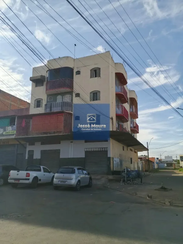 Jessé Moura - Corretor de Imóveis - Vende:Ótimo apartamento 02 quartos - Quadra ...