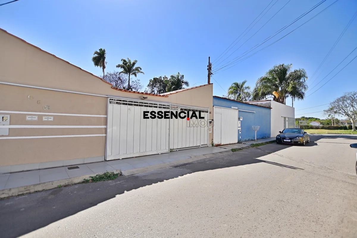Oportunidade única! Casa totalmente reformada, pronta para morar, localizada na ...