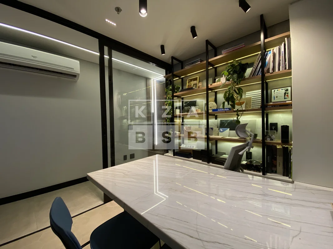 Sala comercial no Capital Financial CenterSala Mobiliada com vaga de garagem- Ar...