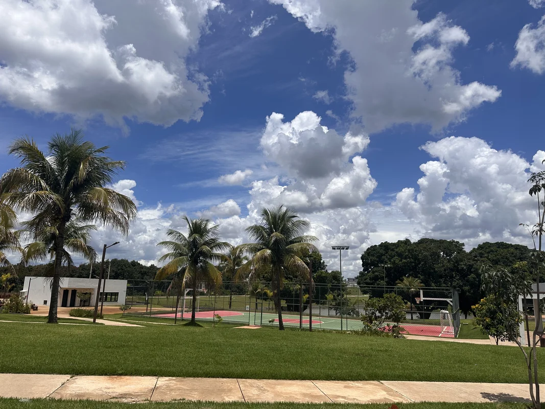 Vendo Ágio do lote com 401 metros quadrados.Excelente lote de esquina no Parqvil...