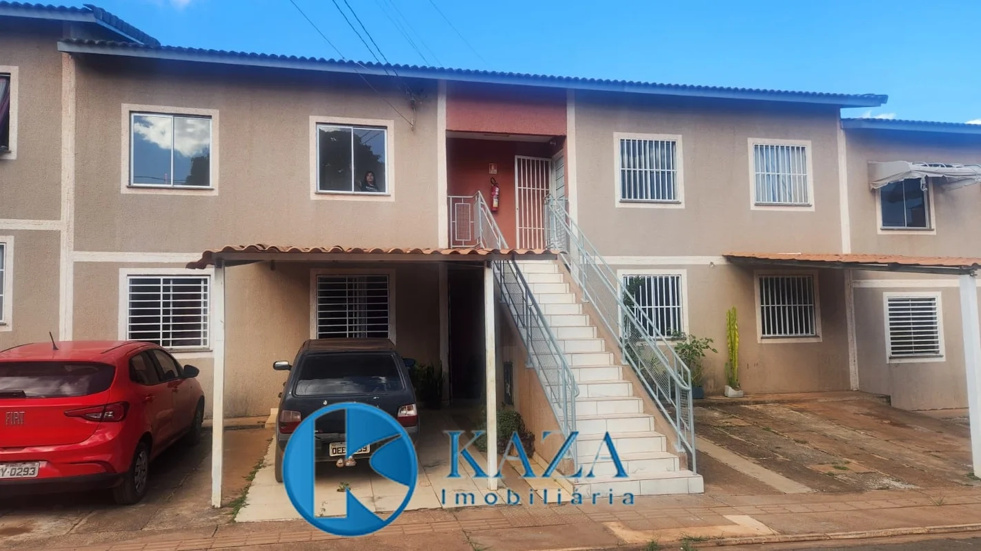 Ótimo apartamento, primeiro andar, de 02 quartos, bem iluminados e arejados, 01 ...
