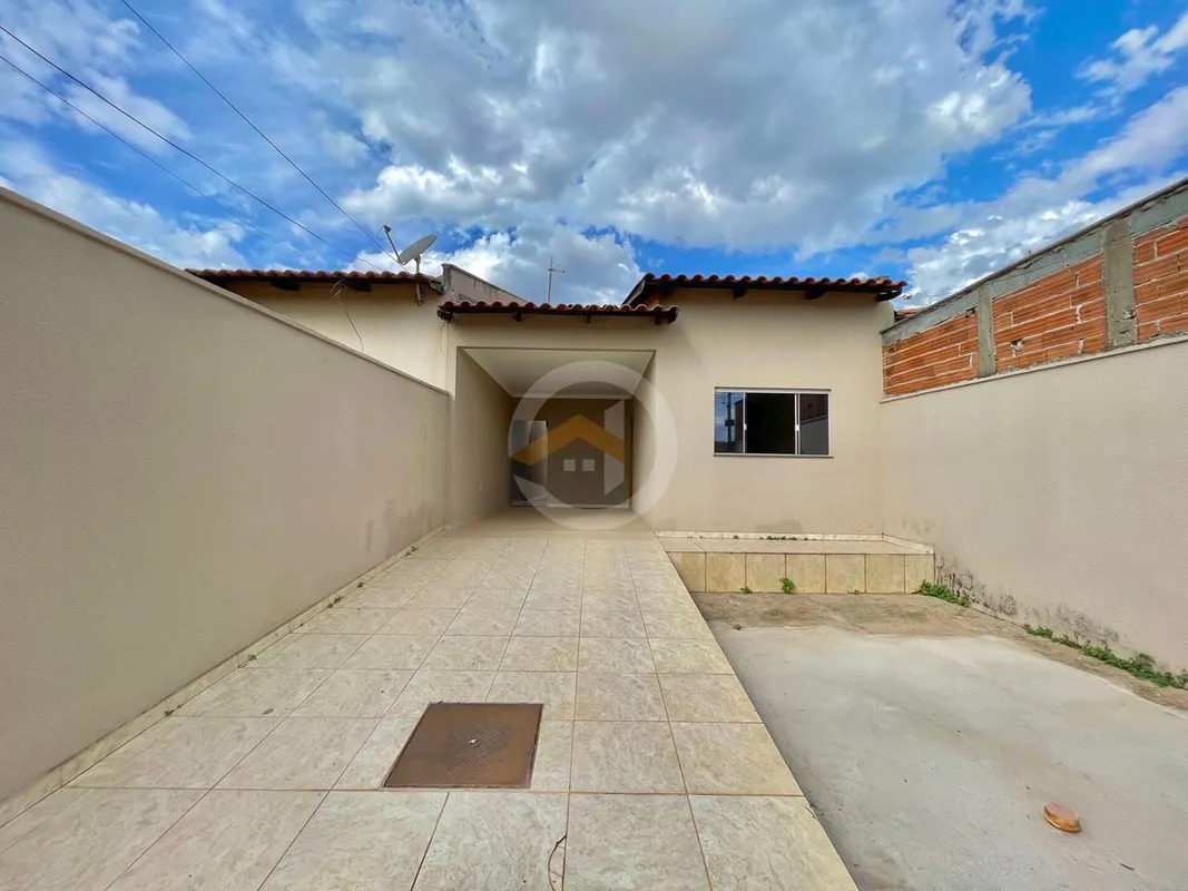 Casa 2 quartos a venda no Jardim Boa Esperança - ao lado do Jardins Miami e a 8 ...