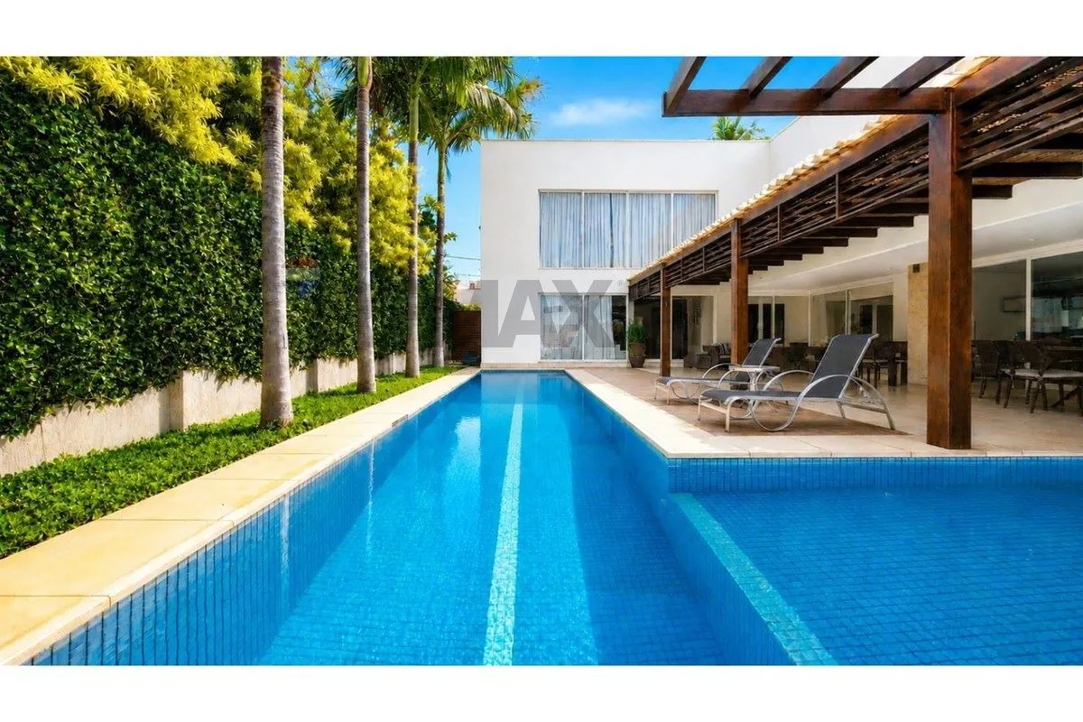 Arquitetura contemporânea, ambientes integrados, acabamentos de alto padrão e um...