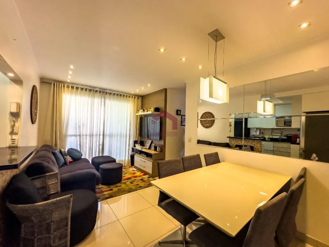 Fernandes & Coelho Imóveis apresenta excelente apartamento de 72m² no Residencia...