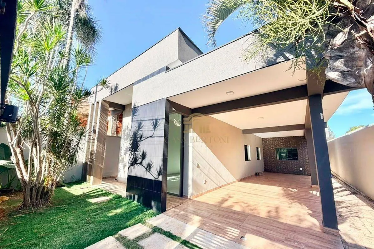 CASA NA SHA 5 COM LOTE DE 435M² COM 3 SUÍTES PISCINA ÁREA GOURMETCasa aconchegan...