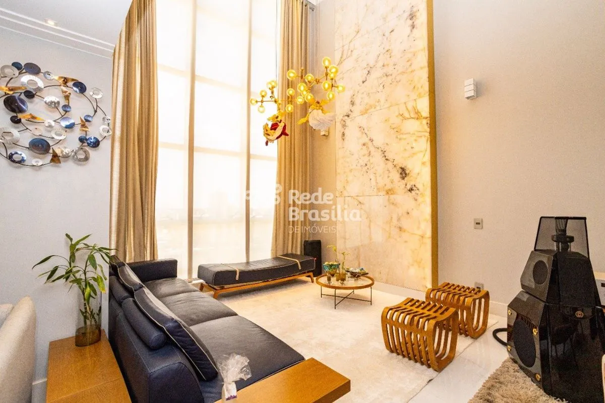 Via Majestic | Cobertura Nascente de 300m² Duplex - Mobiliada, Reformada e Decor...