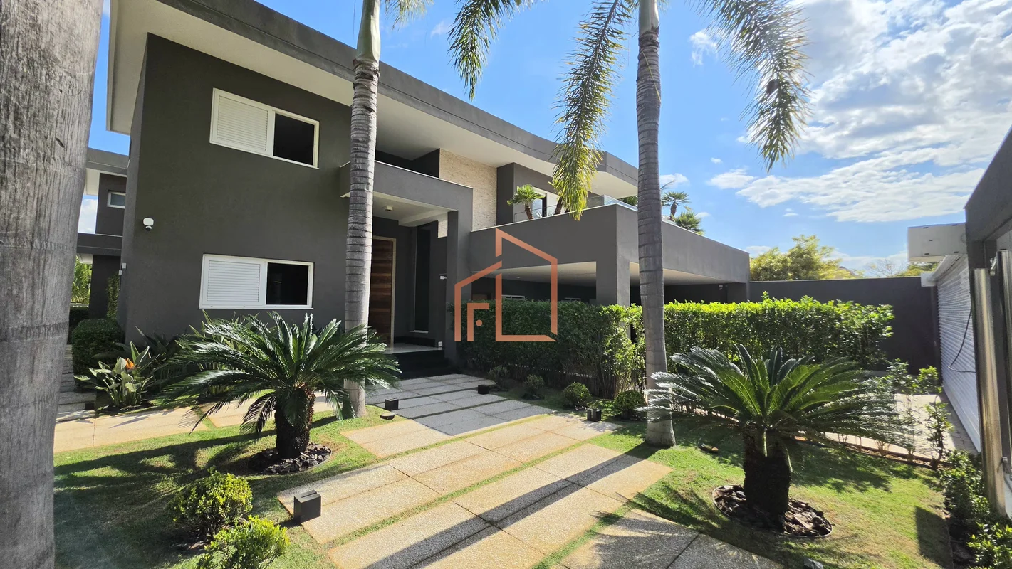 Casa Moderna e Mobiliada | QI 26 – Lago Sul | 700 m² | 4 Suítes | Projeto Assina...