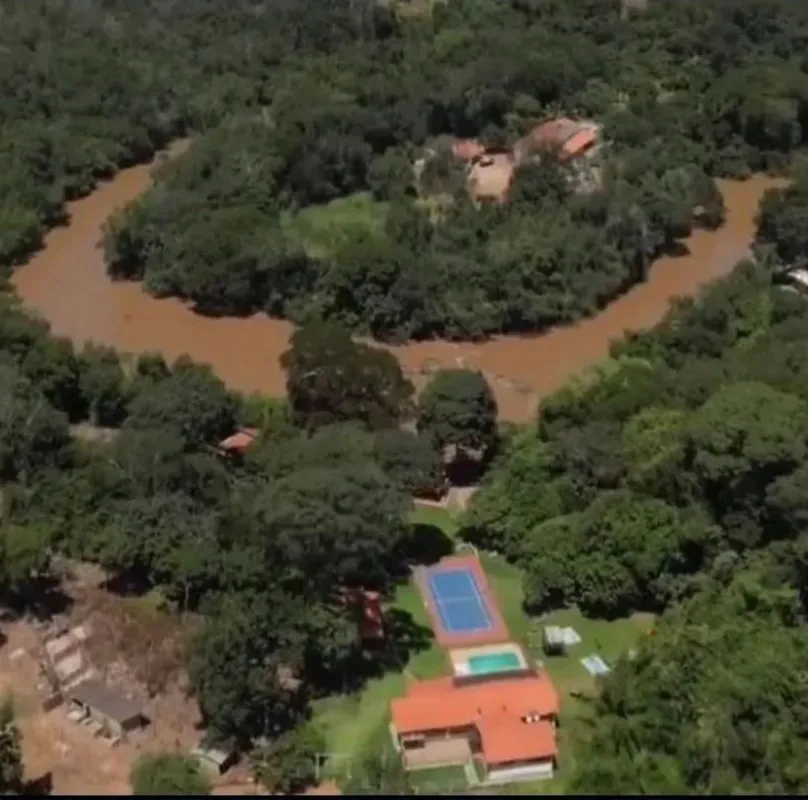 RANCHO a venda, no valor de R$ 1.600.000,00 (porteira fechada)Localizado no Muni...