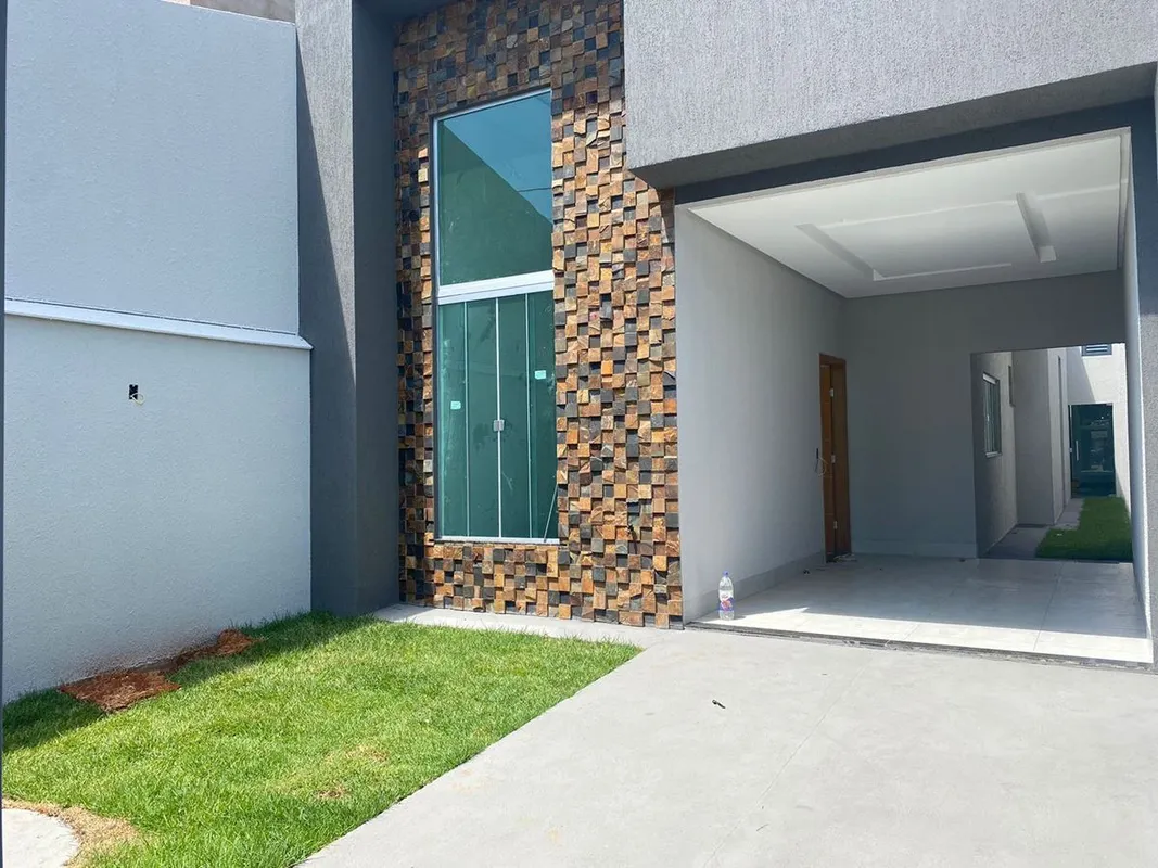Oportunidade !Excelente casa de 3 quartos sendo 1 suíte, Banheiro social, Sala a...
