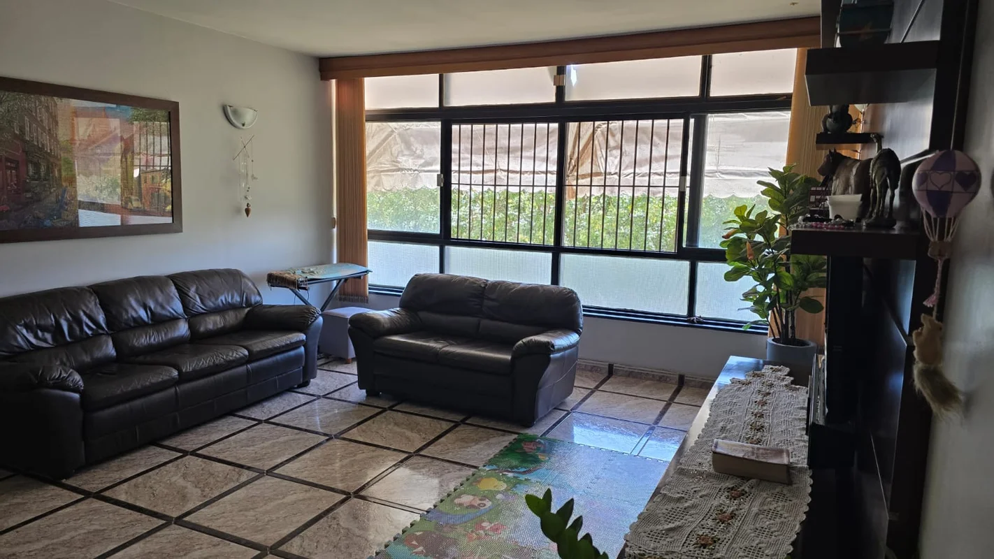 Excelente apartarmento na SQN 307.Com uma vista livre para a área verde da quadr...