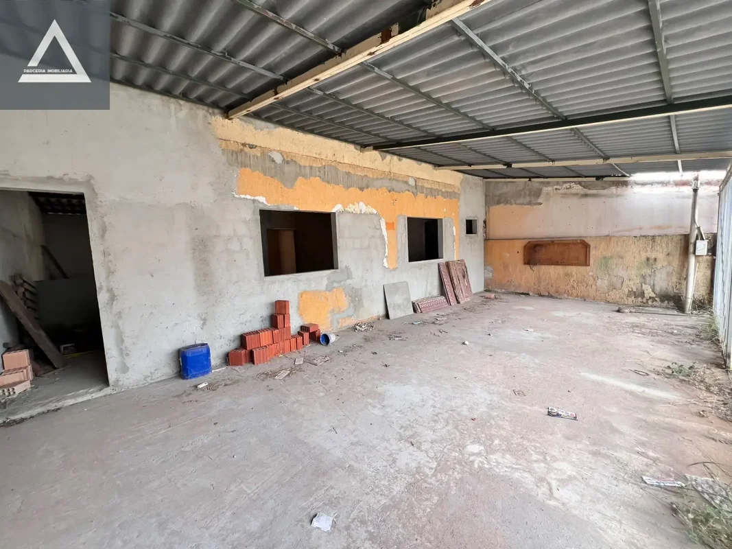 Imagine morar em uma casa charmosa na Quadra 16, no SETOR LESTE, GAMA, DF, com e...