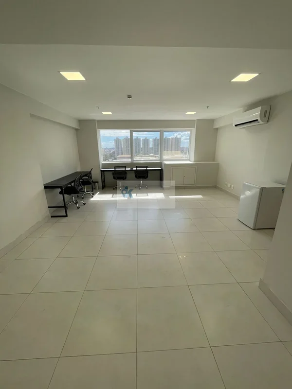 Sala Comercial Reformada | 37,03 m² | Connect Towers – Águas ClarasCondições exc...