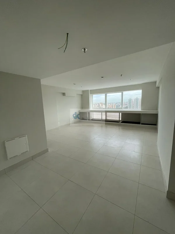 Sala Comercial Reformada | 37,03 m² | Connect Towers – Águas ClarasCondição espe...
