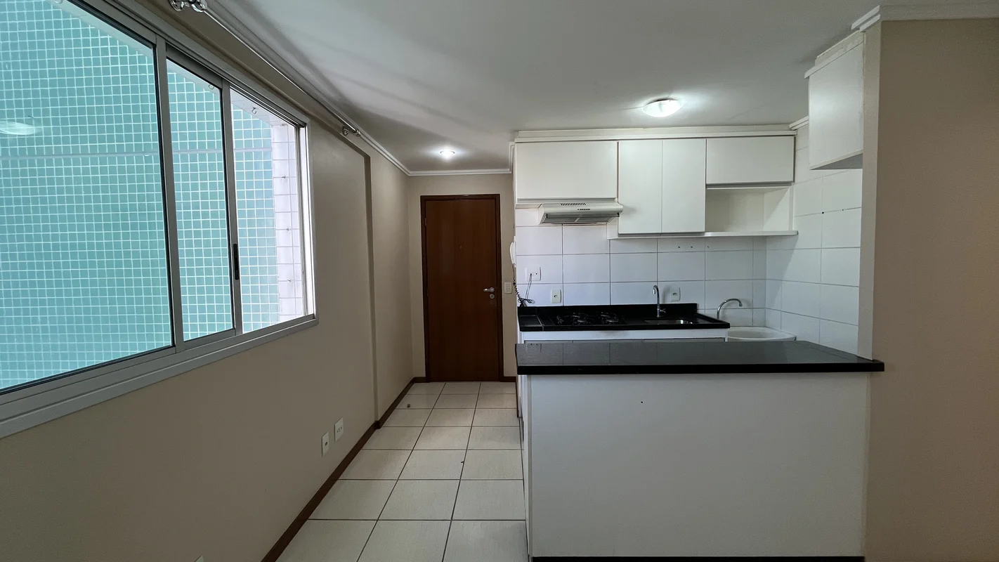 Apartamento de 1 quarto sendo uma suíte, com vaga de garagem coberta e lazer com...