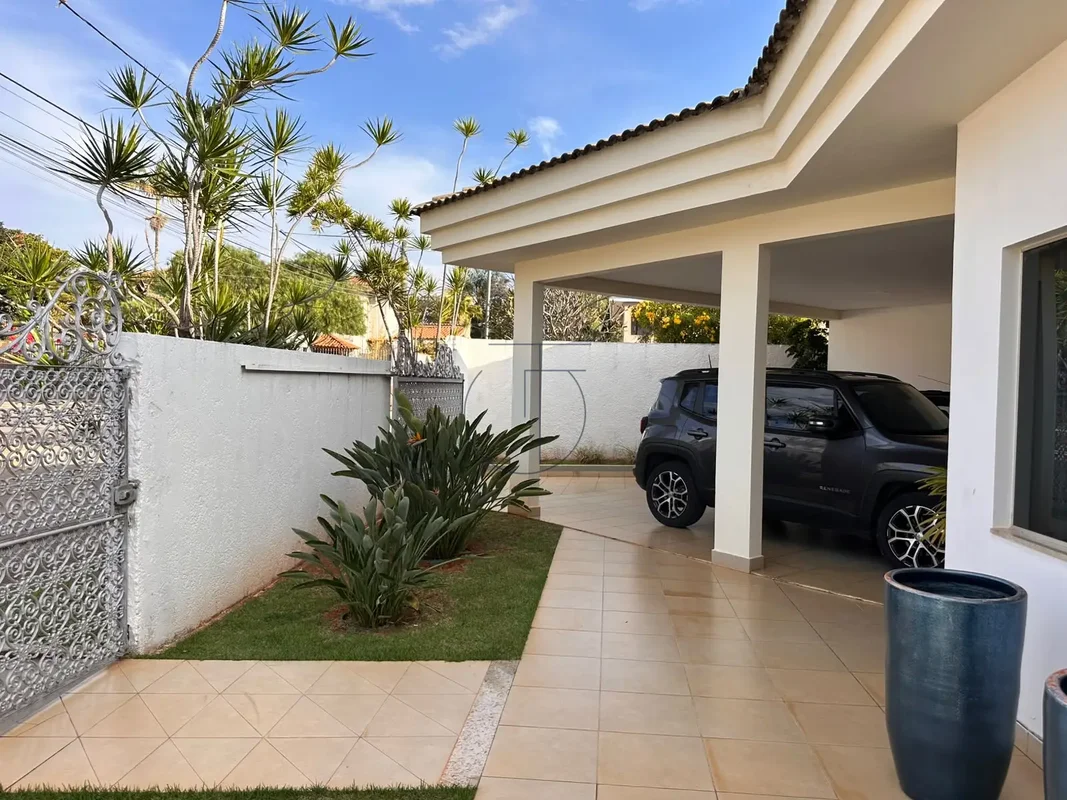 Casa á venda ??Qi 29 - Lago Sul- 4 quartos sendo 2 suítes - Vagas de garagemValo...