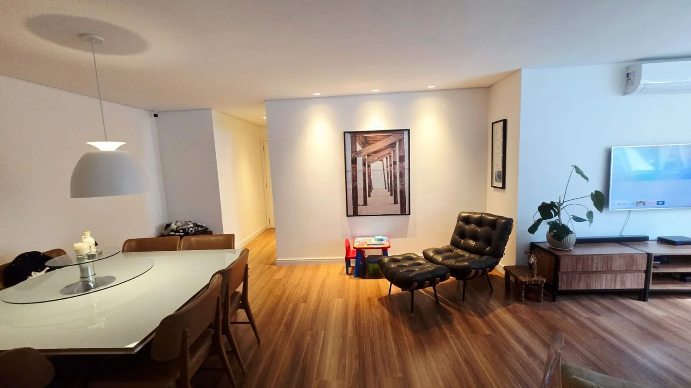 SQNW 310 Bloco B, Persona Ventura.Belíssimo apartamento com 3 quartos, sendo uma...