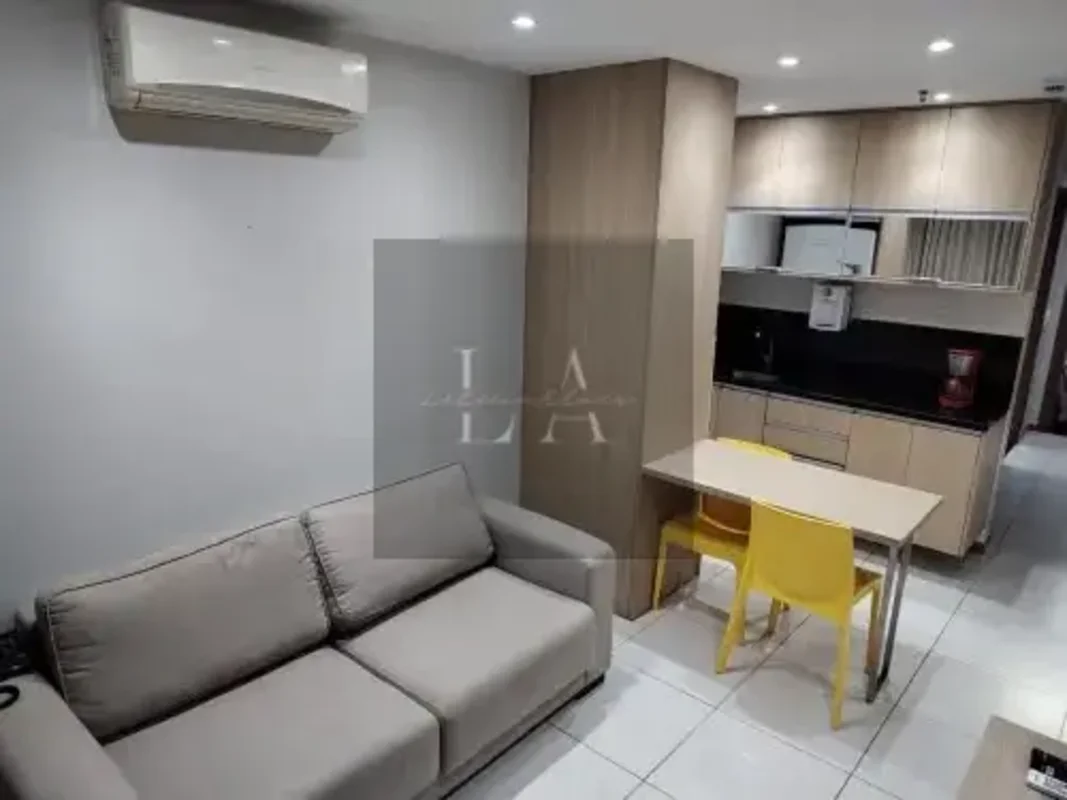 Características do imóvel:• 2 quartos• Apartamento mobiliado• Sala ampla com ar-...