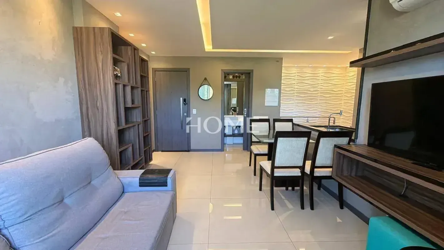 HOME ALUGA COM EXCLUSIVIDADE:APARTAMENTO DUPLEX MOBILIADO, COMPOSTO POR:ÁREA SOC...