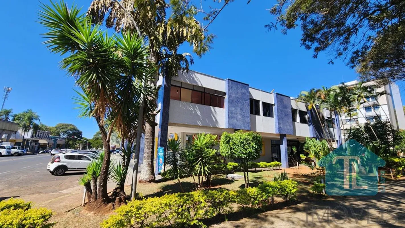 SALA COM BANCADA DE PIA E BANHEIRO COM BOXOBS. 01: O IMÓVEL SERÁ LOCADO NO ESTAD...