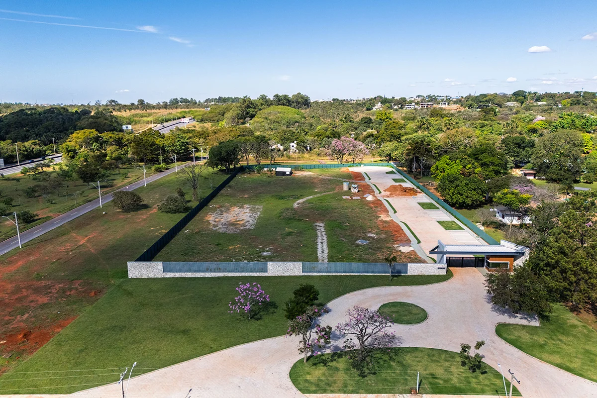 Construa o projeto da sua vida em um dos endereços mais exclusivos de Brasília.U...