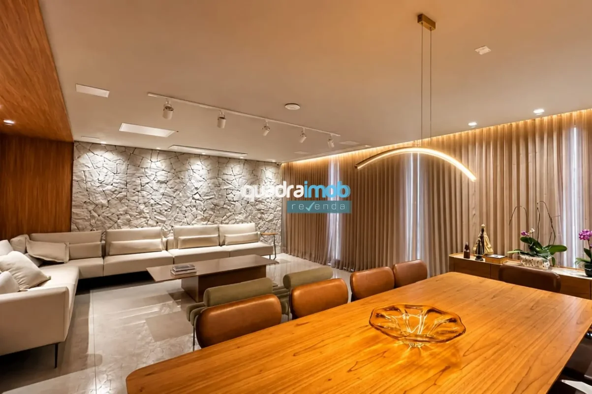 EXCLUSIVO APARTAMENTO DE ALTO PADRÃO NO SUDOESTE, SQSW 500, COM 236M², 4 SUÍTES,...