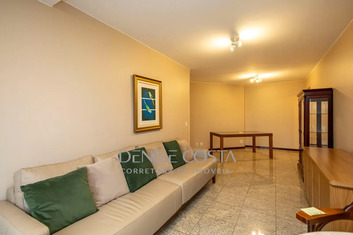 Asa NorteSQN - 209Portaria 24h!Excelente Apt com 3 Qts sendo 1 suiteÁrea privati...