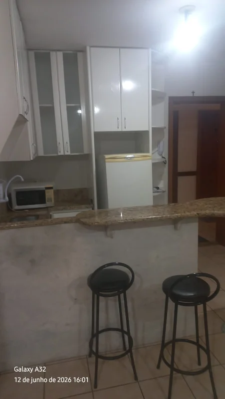 QMSW 6 EXCELENTE KIT COM MOBÍLIAS E GARAGEM SUBSOLO. Prédio apenas de moradia. -...