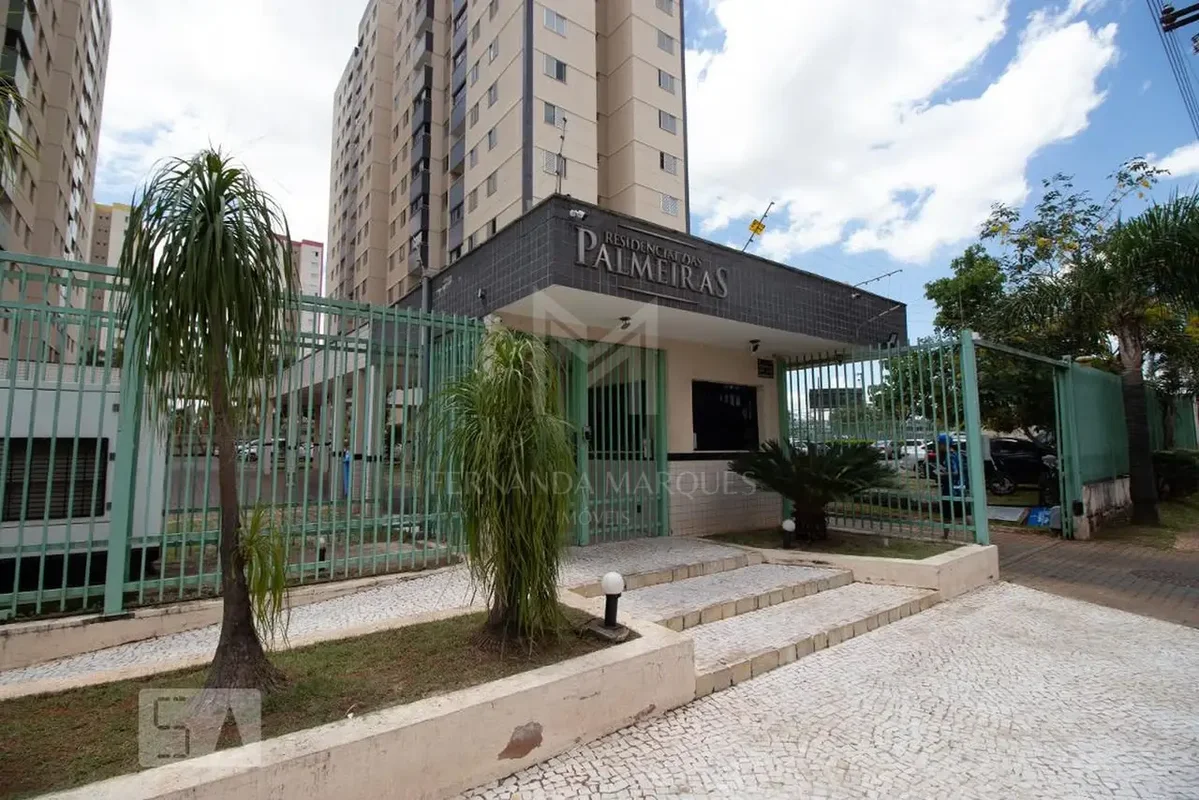 Fernanda Marques vende lindo apartamento reformado e pronto para morar em Samamb...