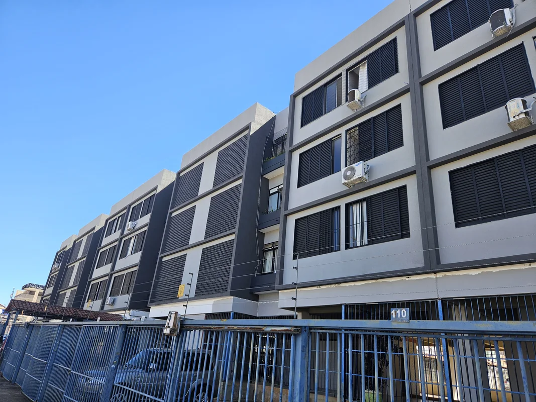 Alugo apartamento, dois quartos, sala cozinha, banheiro e área de serviço, duas ...