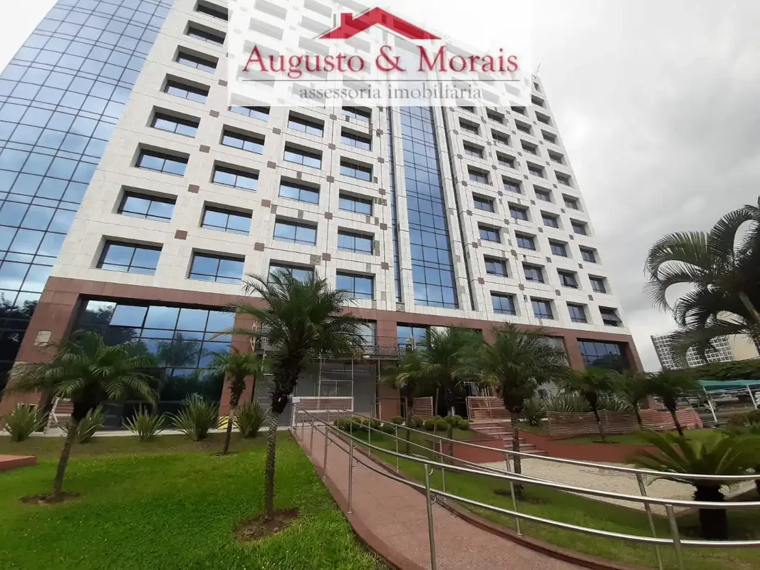 Vendo excelente sala comercial totalmente reformada, mobiliada e com uma vaga de...
