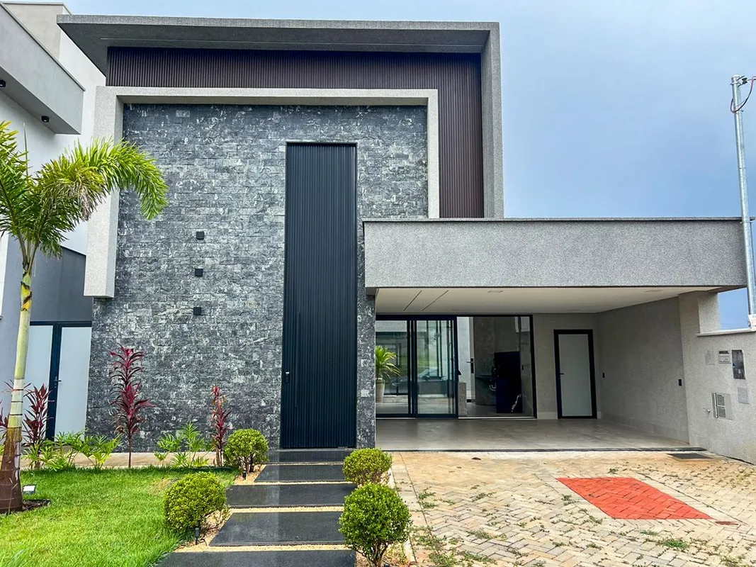 Casa de 149mÂ² com 03 suÃ­tes plenas, sendo 01 mÃ¡ster, oferecendo conforto e so...