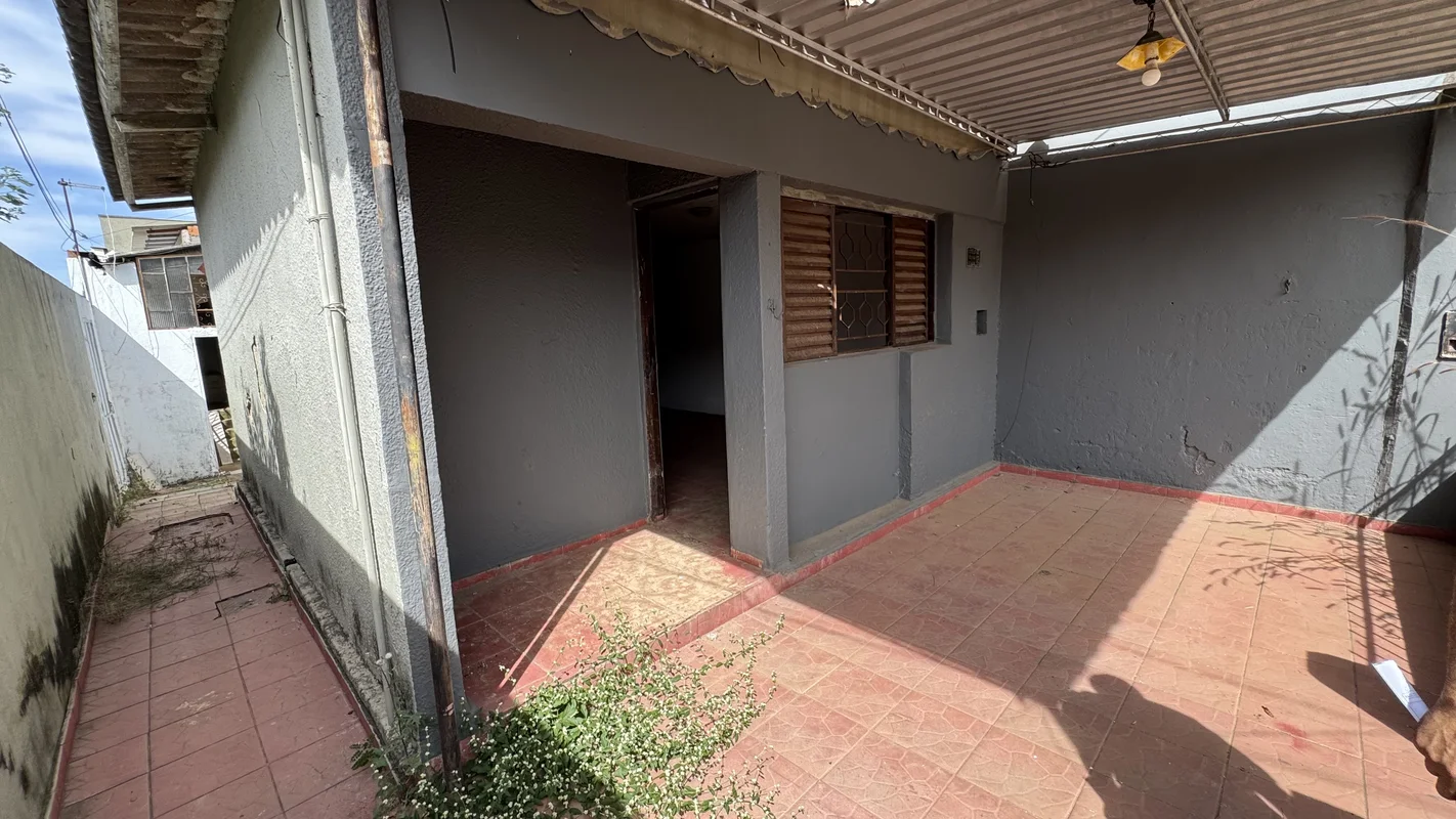 Oportunidade!Aceita financiamento e FGTS.Tem 3 fotos de exemplos de como poderia...