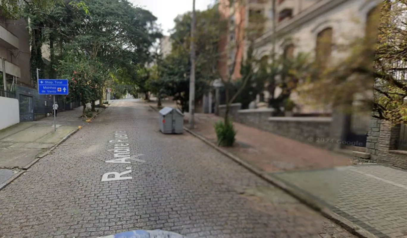 Excelente terreno localizado em uma das ruas mais nobres do bairro Independência...