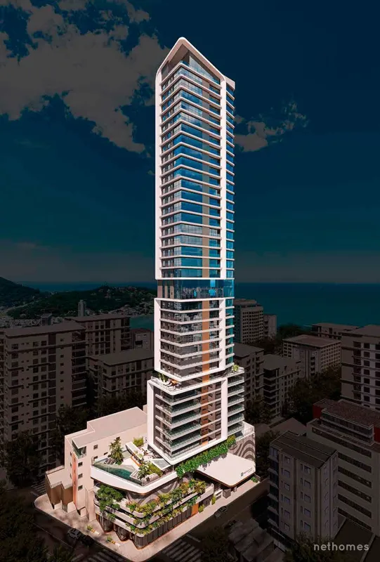 Situado em frente à praça da paz, edificado sobre a gentileza urbana de transfor...