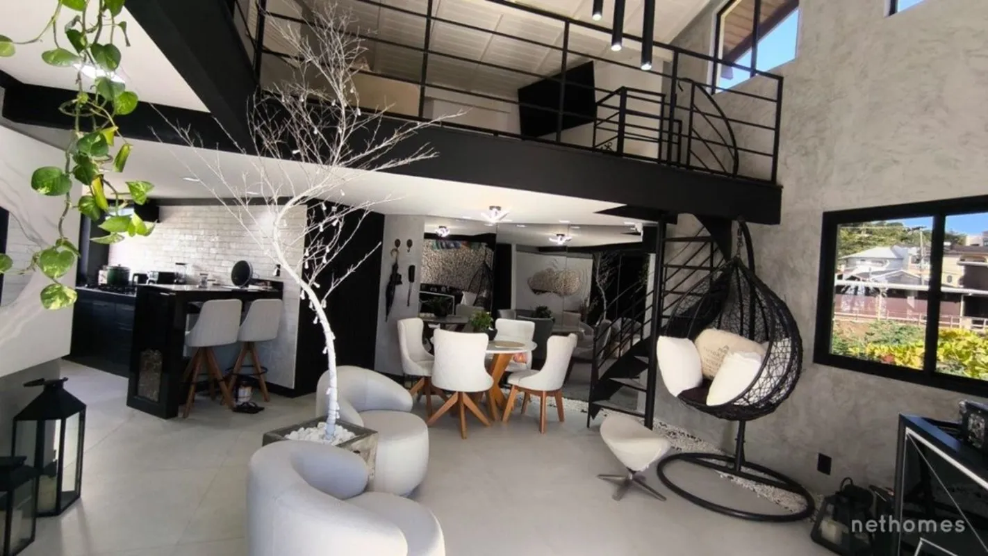 Cobertura com 120m² Privativos, Terraço Exclusivo, Vista Mar e Reforma por Arqui...