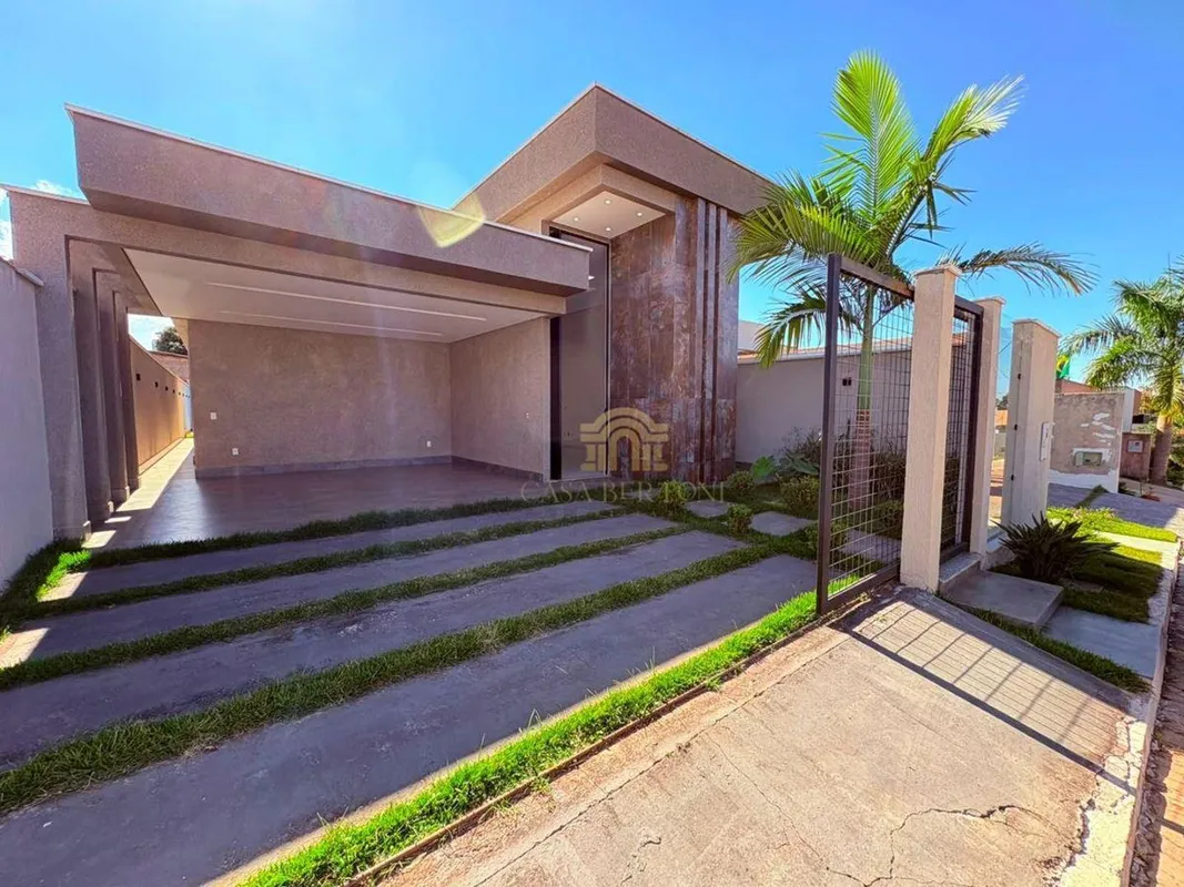 CASA ARNIQUEIRA LOTE 340M² 3 QUARTOS PISCINA ALTO PADRÃO NÃO ACEITA FINANCIAMENT...