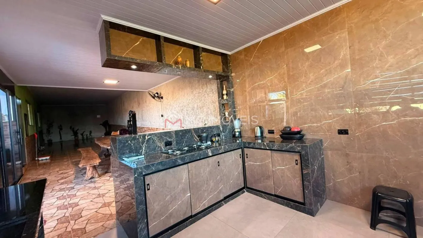 Chácara à Venda no Incra 07 | 1.300 m² | Granja Registrada | Pomar | Tanque de P...