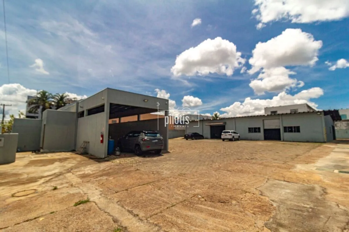 SAAN QD 01 - LOTE COM GALPÃO RECÉM REFORMADO, ONDE INCLUI UMA ÁREA DE GARAGEM E ...