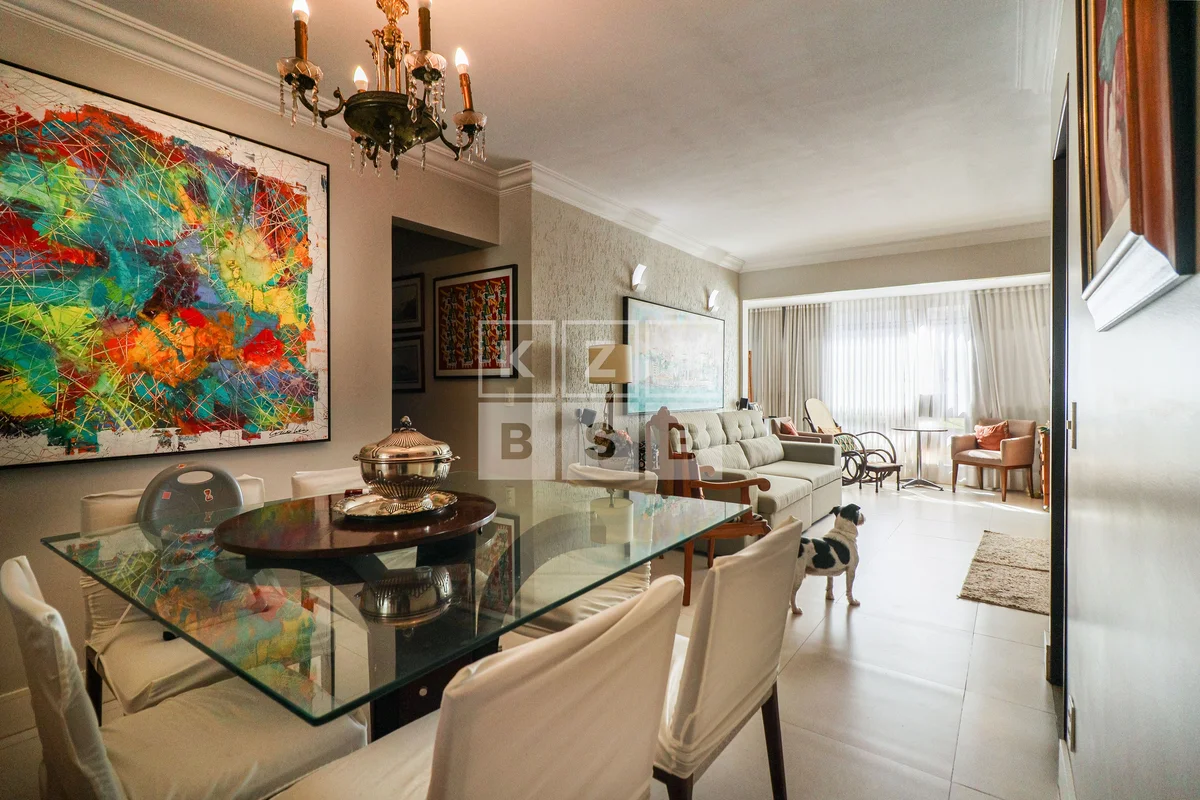 Apartamento à venda no Sudoeste105m23 quartos, sendo 1 suíteNascente1º andarPiso...
