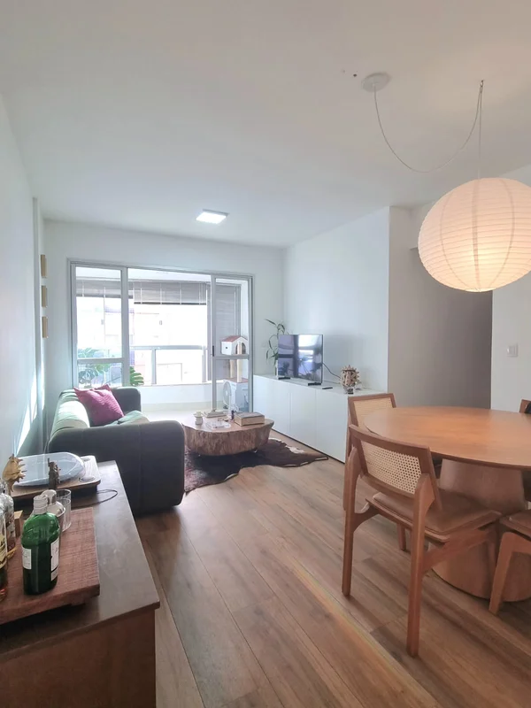 Descubra conforto e praticidade em um excelente apartamento no Residencial Atlân...