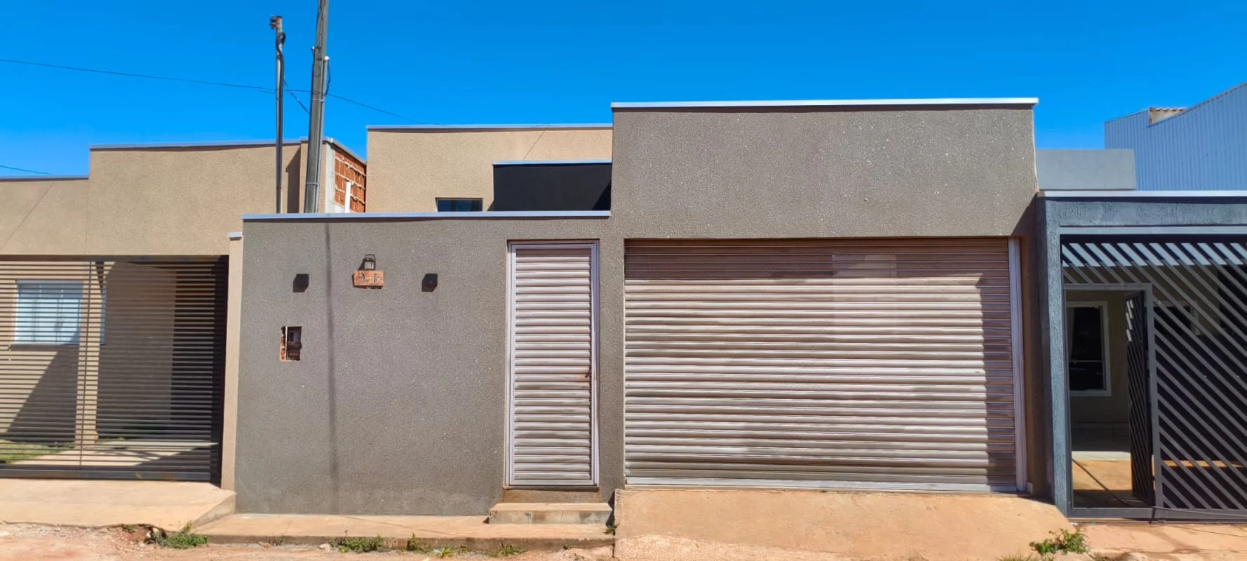 Rua 1 | 26 de Setembro - Casa 3 Quartos com SuíteExcelente casa à venda na Rua 1...