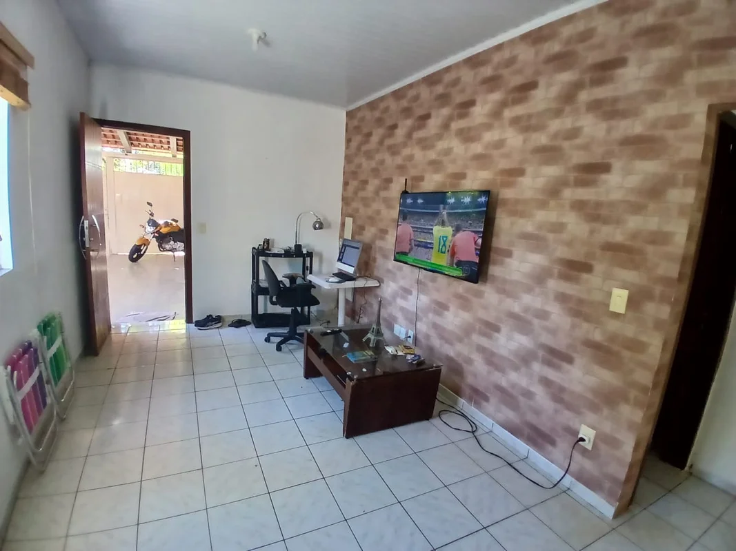 QI 14 Esquina Guara I3qts 2 banheiro , 1 suíteSala ampla integrada com sala de j...