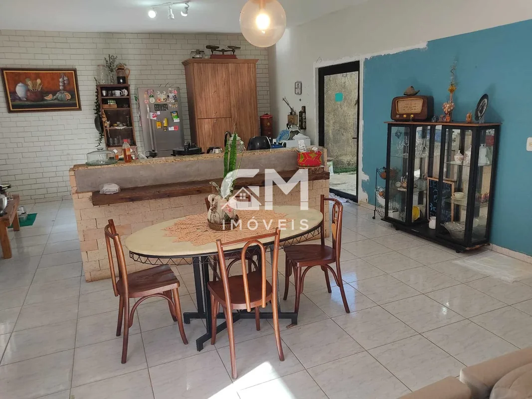 GM IMÓVEIS VENDE DUAS CASAS NO LOTE NO CONDOMINIO NOVA COLINA 1Duas casas no ter...