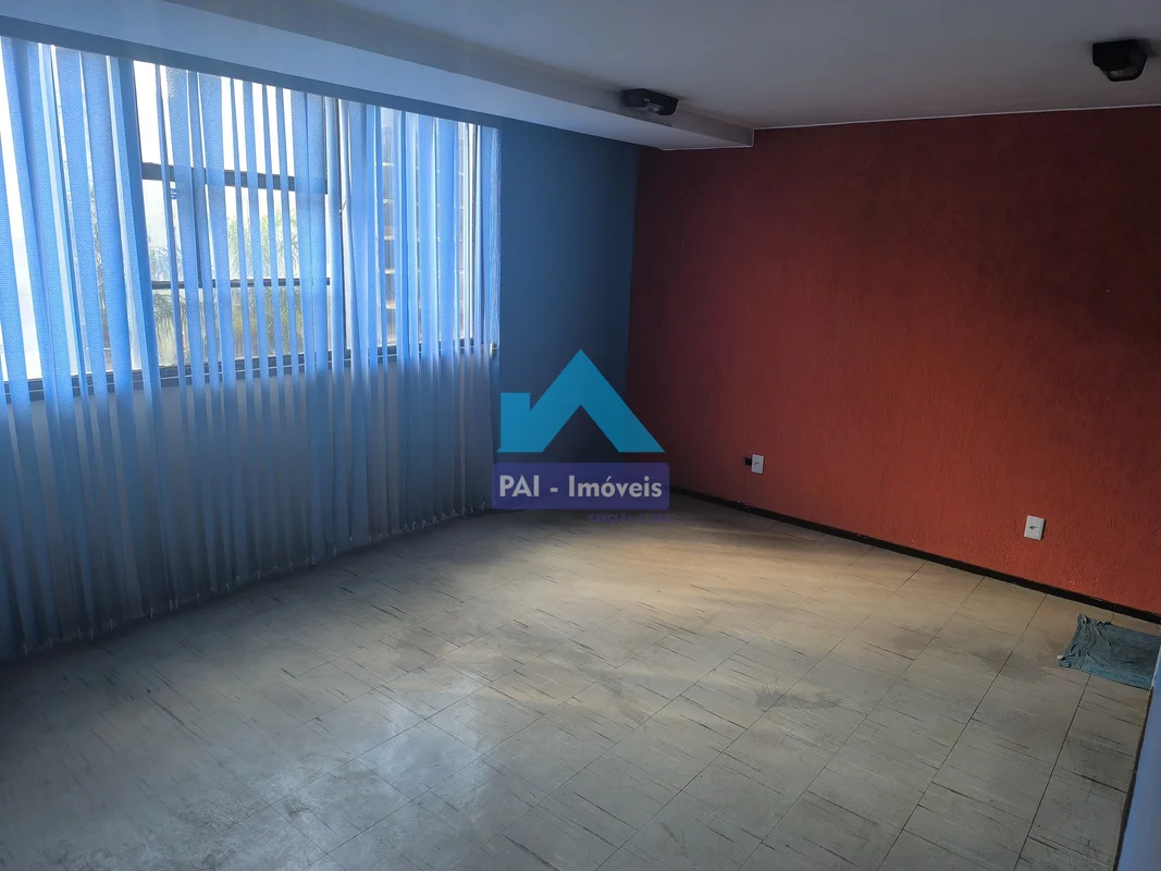 PAI - PAULO ALMEIDA IMÓVEIS - VENDE EXCELENTE SALA COMERCIAL NA C12 CENTRO DE TA...