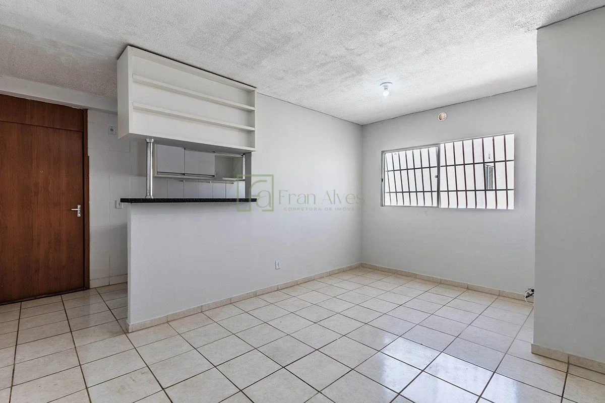60 m² de área privativa;Sala para dois ambientes, cozinha americana, área de ser...