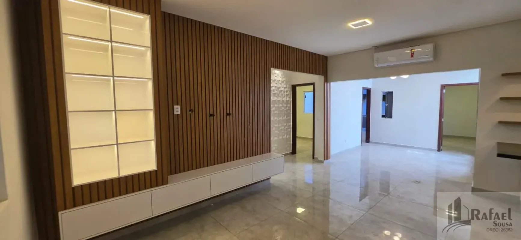 -Vendo Casa 3 quartos Quadra 102 ; Recanto das Emas -Aceita financiamento/ Estud...