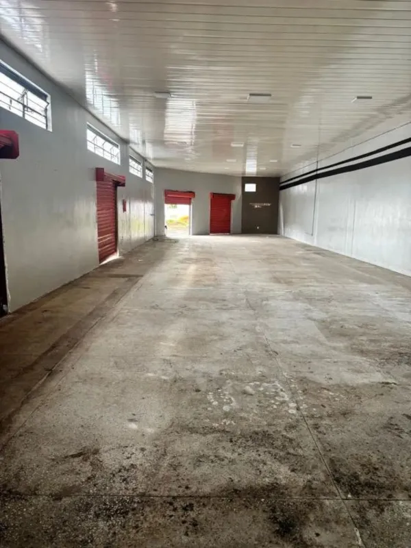 Imóvel Comercial para Locação – Jardim Guanabara IIIExcelente imóvel comercial d...