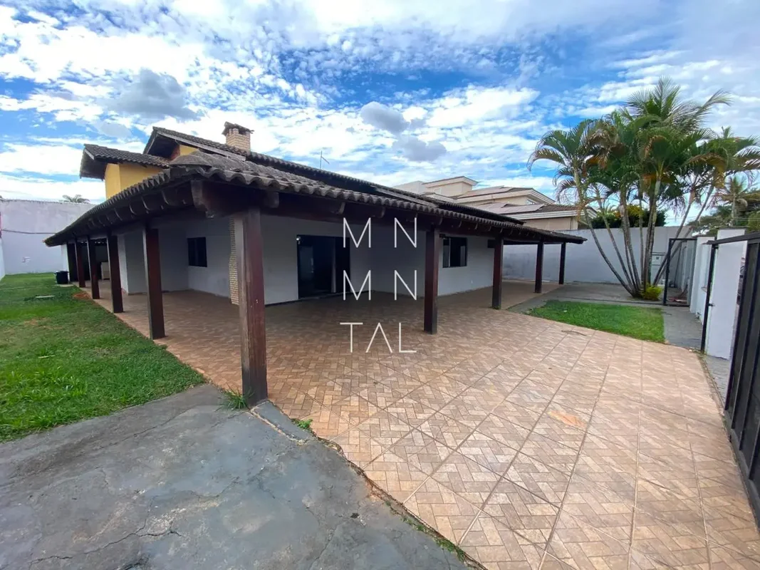 Monumental agência imobiliária vende;Excelente oportunidade para quem busca espa...